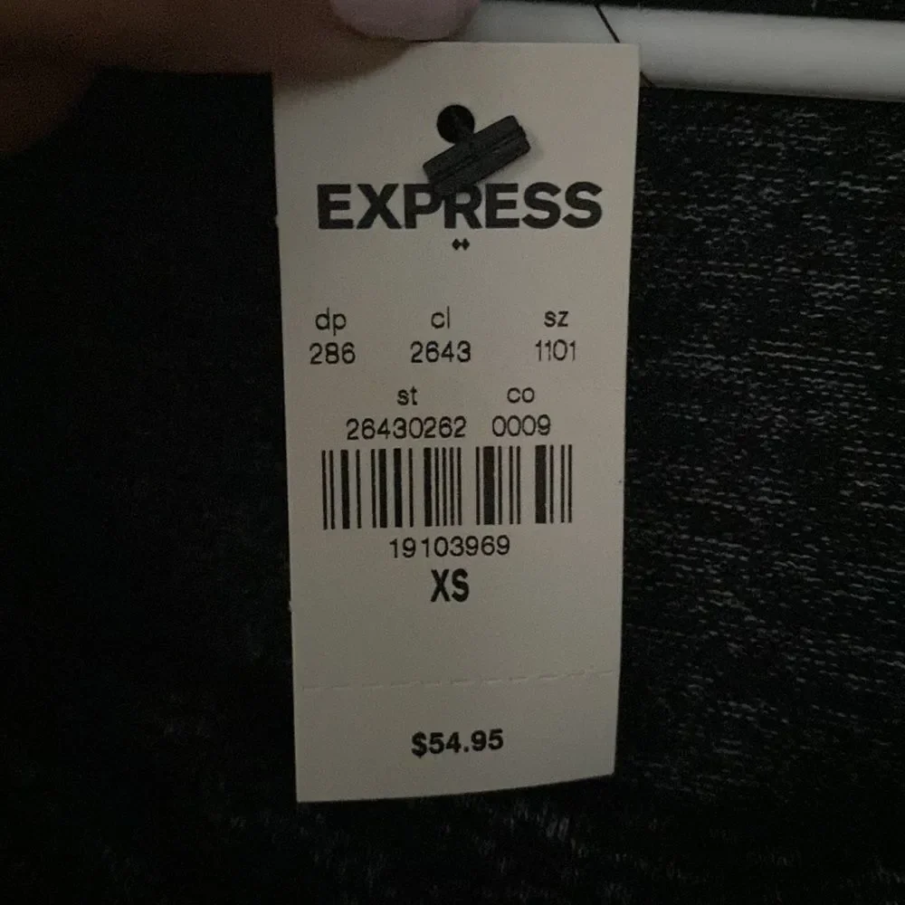 🆕 Express super soft sweater - Picture 3 of 5